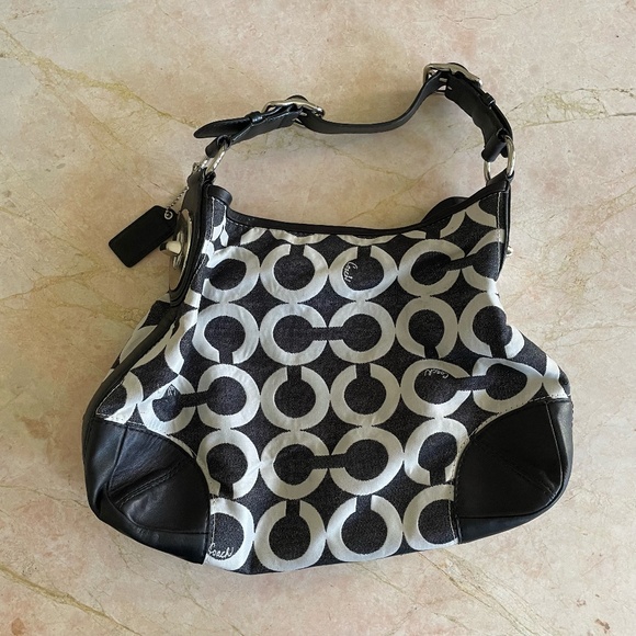 coach monogram tote bag in black and white - Picture 1 of 7